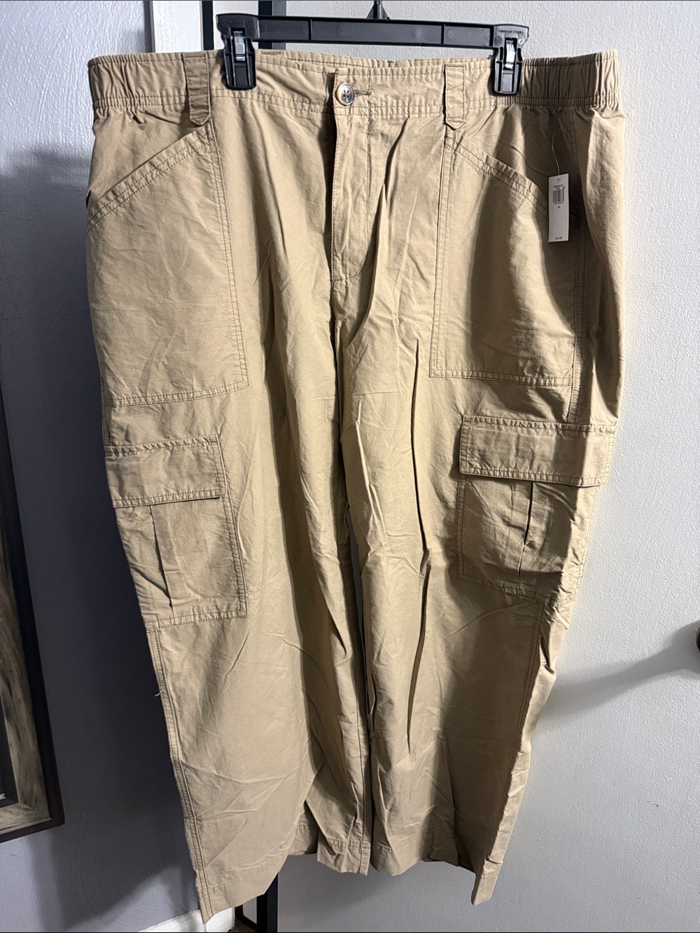 Old Navy Khaki Cargo Pocket & Wide Leg Full Length Pants
